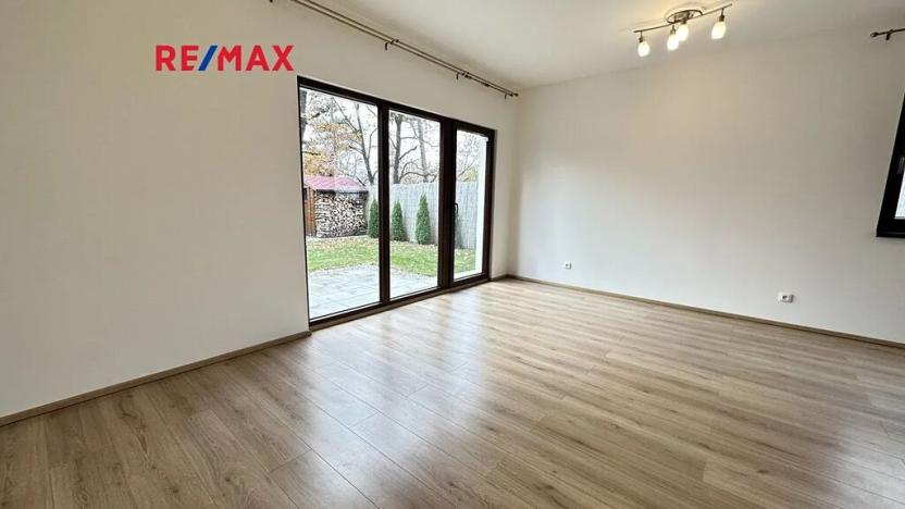 Pronájem rodinného domu, Králův Dvůr, Větrná, 80 m2