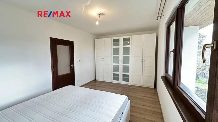 Pronájem rodinného domu, Králův Dvůr, Větrná, 80 m2