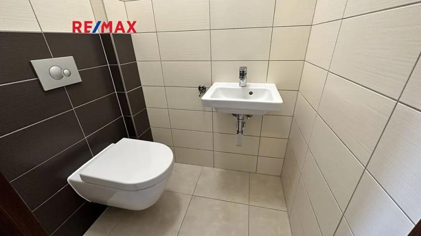 Pronájem rodinného domu, Králův Dvůr, Větrná, 80 m2