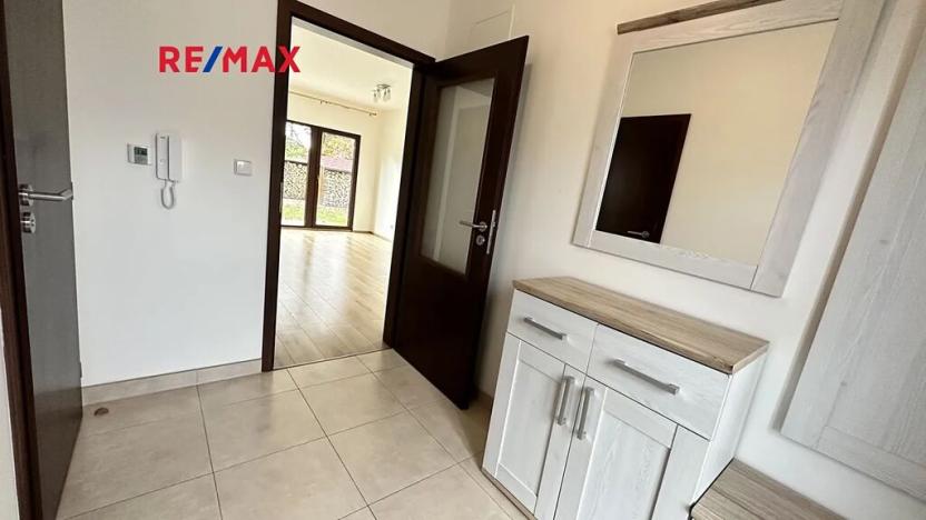 Pronájem rodinného domu, Králův Dvůr, Větrná, 80 m2