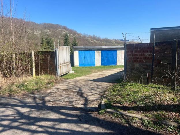 Prodej garáže, Praha - Motol, Za opravnou, 16 m2