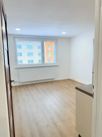 Pronájem bytu 2+kk, Liberec, Vackova, 42 m2