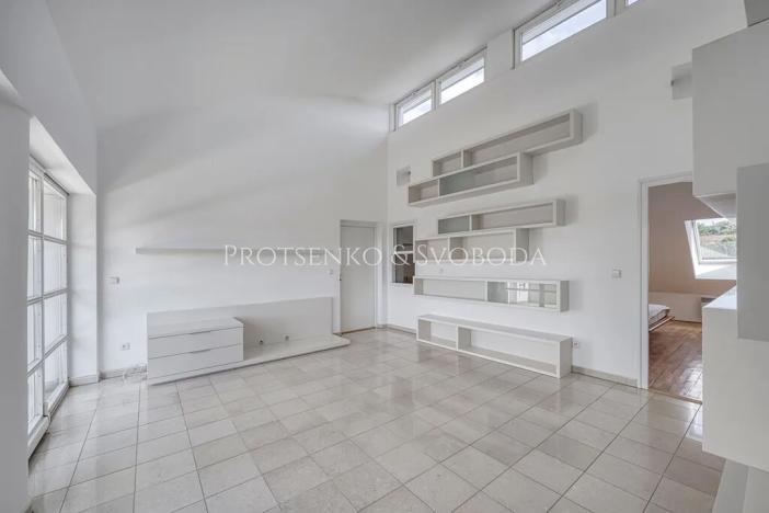 Prodej vily, Křižanov, Benešovo náměstí, 530 m2