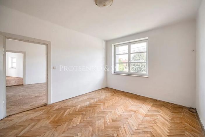 Prodej kanceláře, Křižanov, Benešovo náměstí, 530 m2