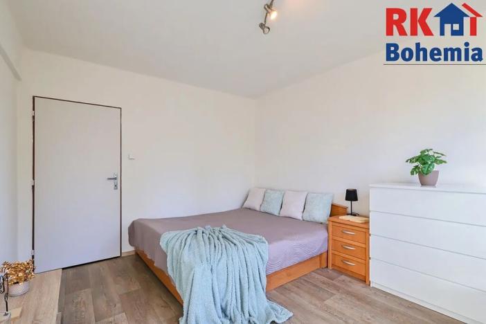 Prodej bytu 3+1, Pečky, V Horkách, 63 m2