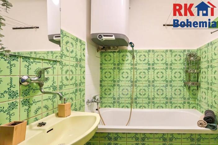 Prodej bytu 3+1, Pečky, V Horkách, 63 m2