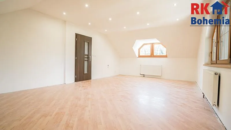 Prodej rodinného domu, Chotýšany, 200 m2