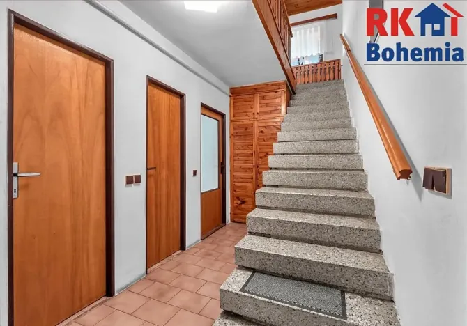 Prodej rodinného domu, Dolní Bousov, V Lipkách, 220 m2