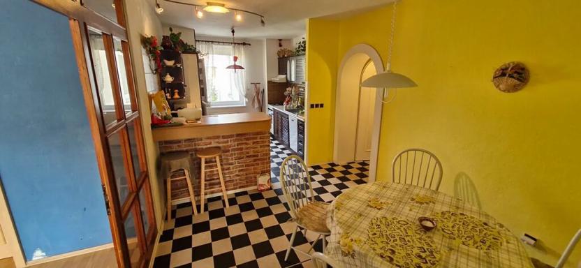 Prodej bytu 3+1, Luhačovice, Družstevní, 80 m2