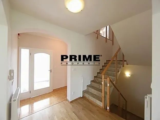 Pronájem rodinného domu, Průhonice, Pod Valem II., 400 m2