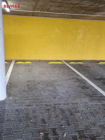 Prodej garážového stání, Rosice, Na Vyhlídce, 13 m2