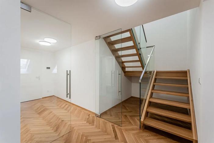 Pronájem bytu 4+kk, Praha - Nové Město, Růžová, 149 m2