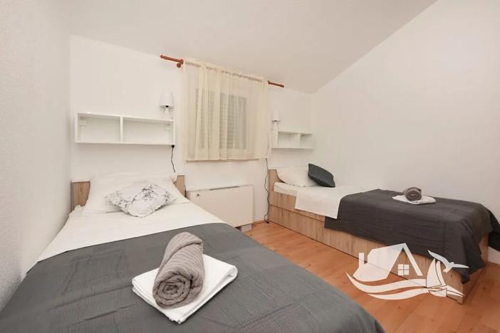 Prodej bytu 3+kk, Sveti Filip i Jakov, Chorvatsko, 47 m2