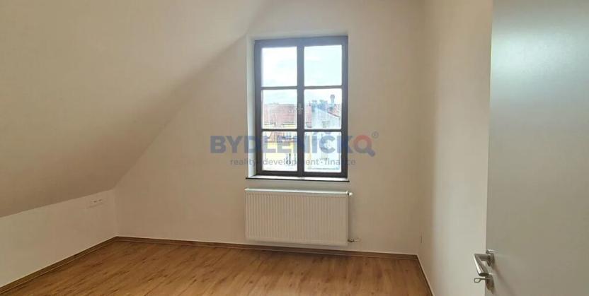 Pronájem bytu 2+kk, České Budějovice, nám. Přemysla Otakara II., 64 m2