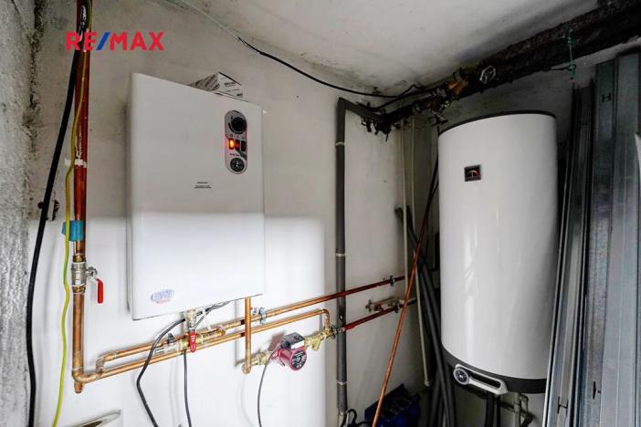 Prodej bytu 1+1, Chodová Planá, 35 m2