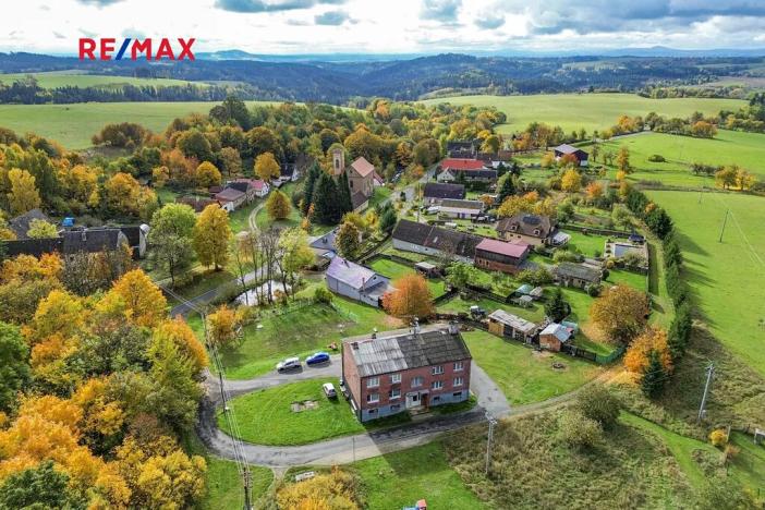 Prodej bytu 1+1, Chodová Planá, 35 m2