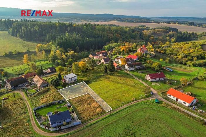 Prodej pozemku pro bydlení, Chomle, 783 m2