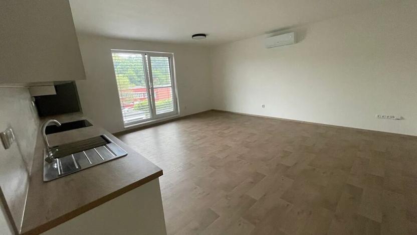 Pronájem bytu 1+kk, Zlín, 42 m2