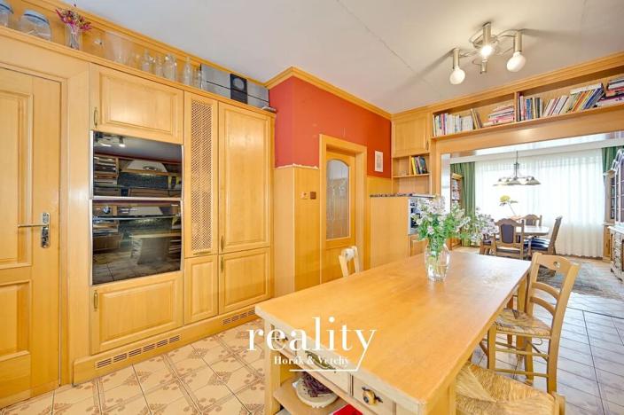 Prodej rodinného domu, Hodonice, U Pošty, 480 m2