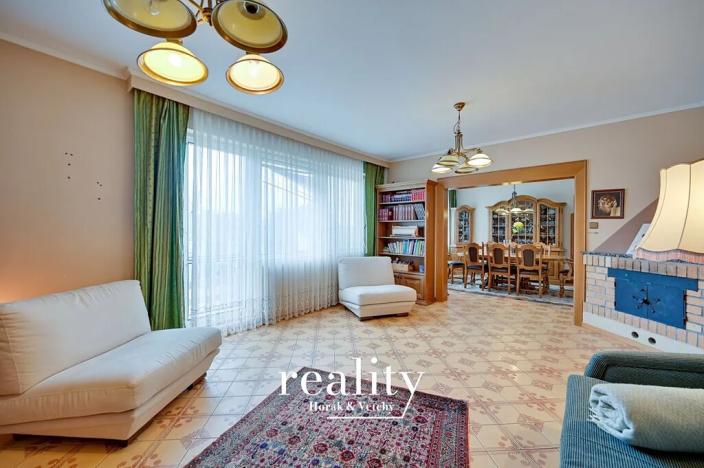 Prodej rodinného domu, Hodonice, U Pošty, 480 m2