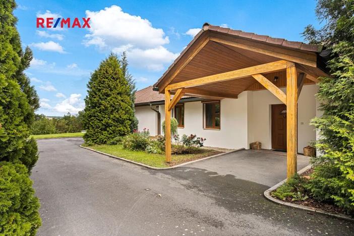 Prodej komerční nemovitosti, Pavlov, 245 m2