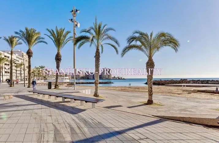 Prodej bytu 3+kk, Torrevieja, Španělsko, 75 m2