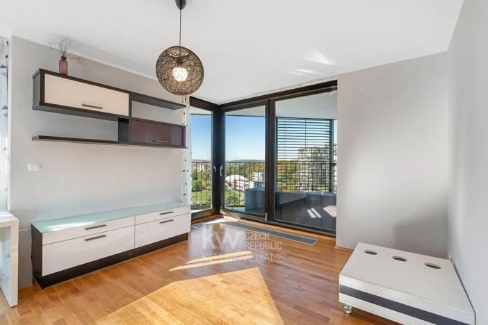 Pronájem bytu 2+kk, Praha - Žižkov, Pitterova, 77 m2