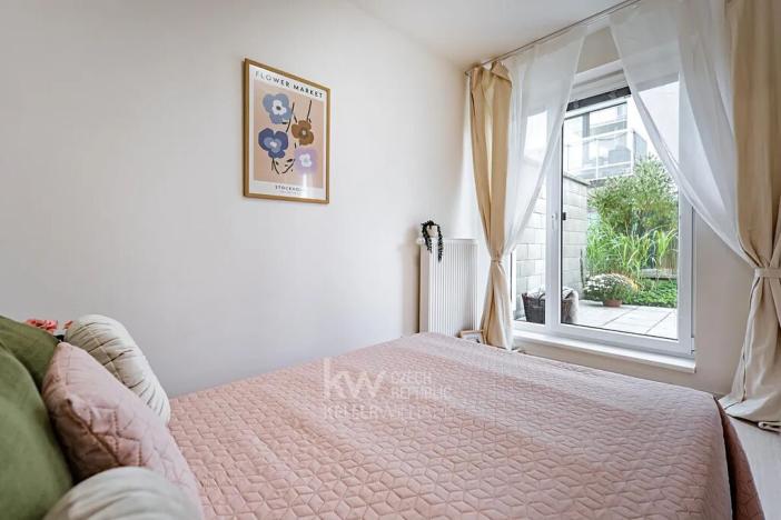 Prodej bytu 2+kk, Praha - Uhříněves, náměstí Bratří Jandusů, 33 m2