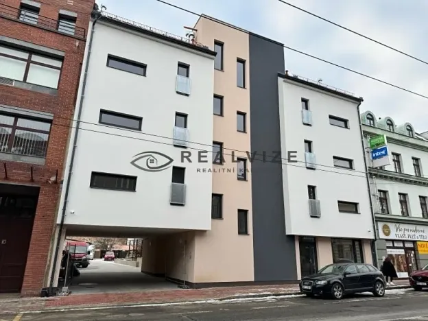 Pronájem bytu 2+kk, České Budějovice, Rudolfovská tř., 65 m2