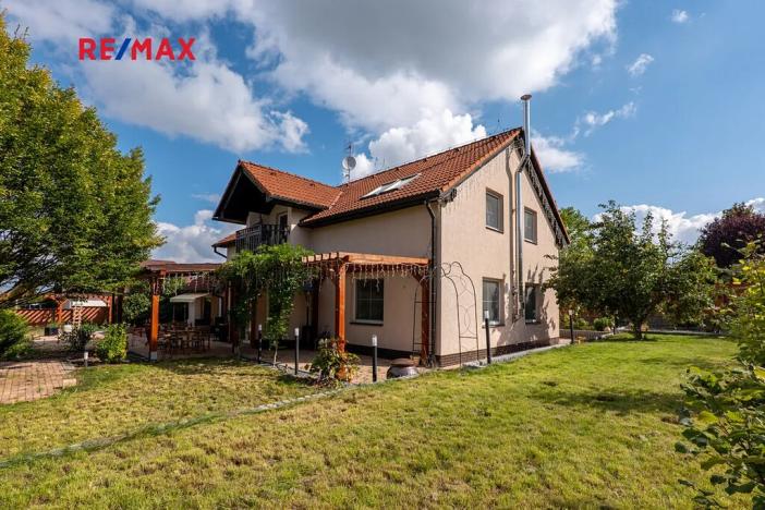 Prodej rodinného domu, Jesenice, Zdiměřická, 250 m2