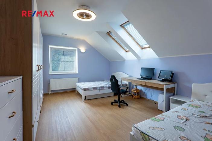 Prodej rodinného domu, Jesenice, Zdiměřická, 250 m2