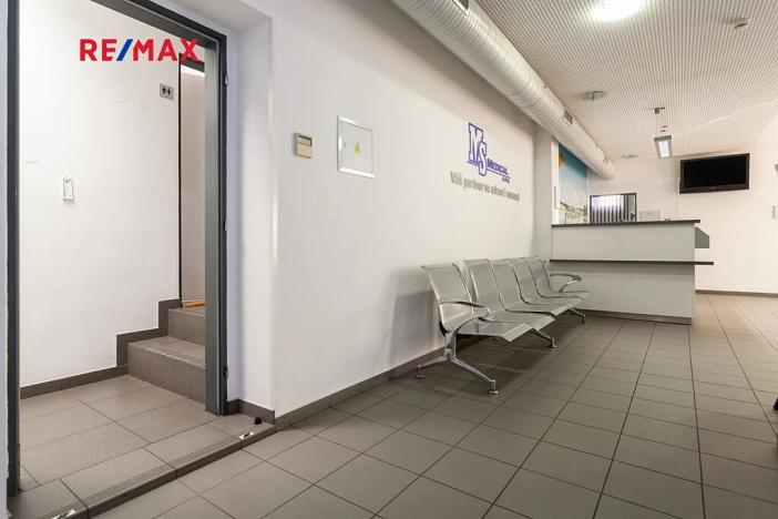 Pronájem ordinace, Praha - Nusle, Hradeckých, 39 m2
