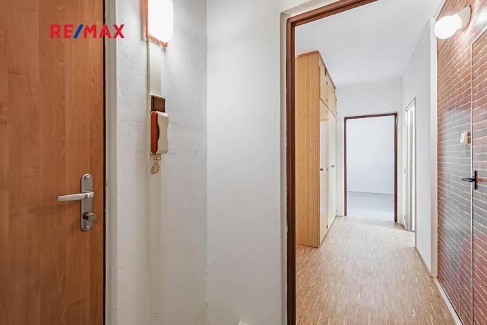 Pronájem bytu 1+1, Jindřichův Hradec, sídliště Vajgar, 43 m2