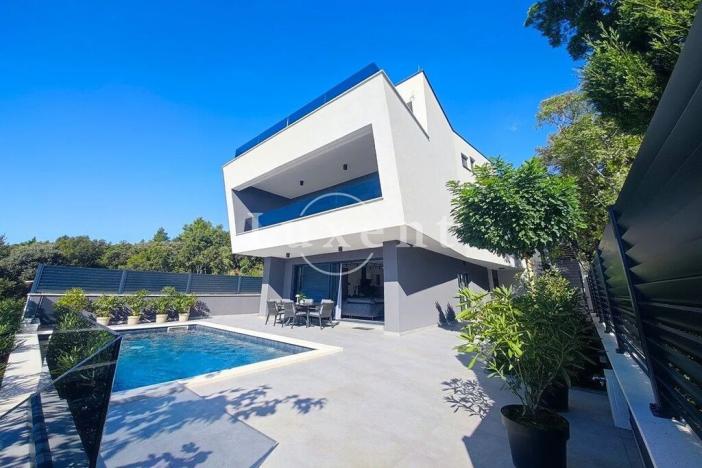 Prodej rodinného domu, Zadar, Chorvatsko, 210 m2