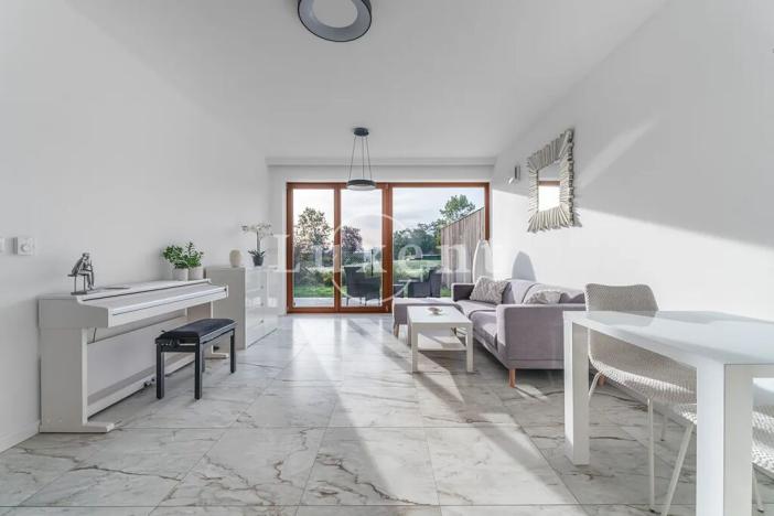 Prodej bytu 2+kk, Praha, Formanská, 56 m2