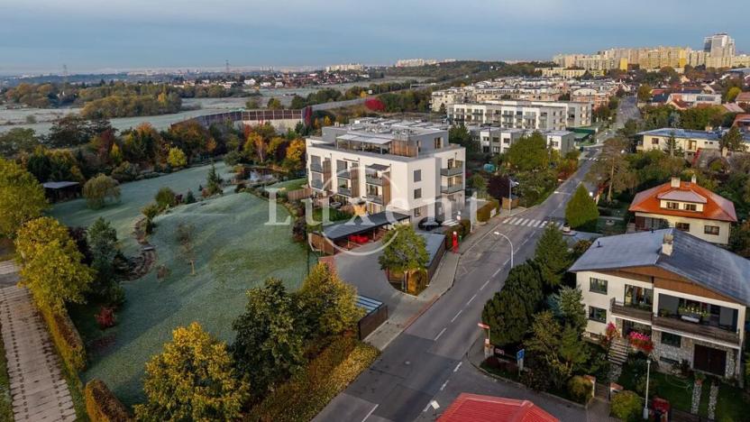 Prodej bytu 2+kk, Praha, Formanská, 56 m2