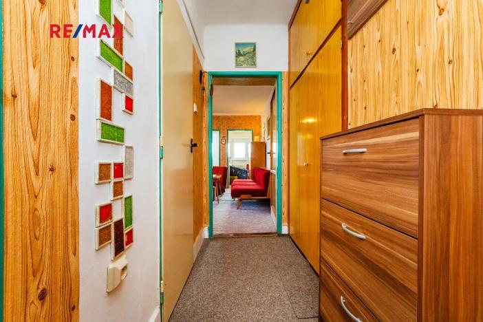 Prodej bytu 3+1, Praha - Modřany, U zastávky, 57 m2