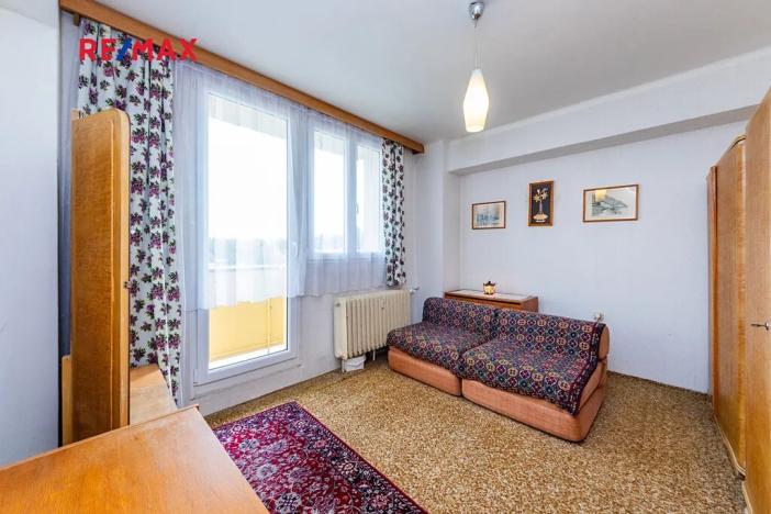 Prodej bytu 3+1, Praha - Modřany, U zastávky, 57 m2