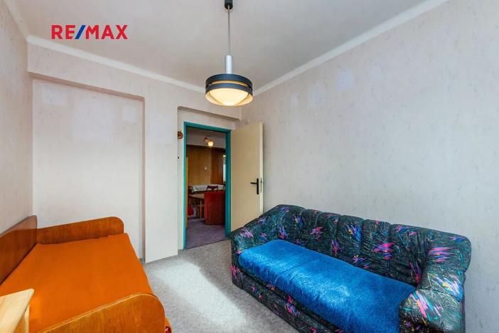 Prodej bytu 3+1, Praha - Modřany, U zastávky, 57 m2