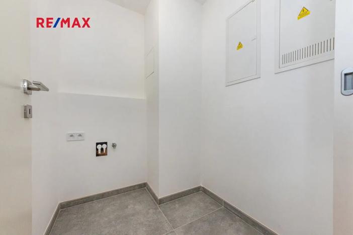 Prodej bytu 2+kk, Praha - Radlice, U Komína, 53 m2