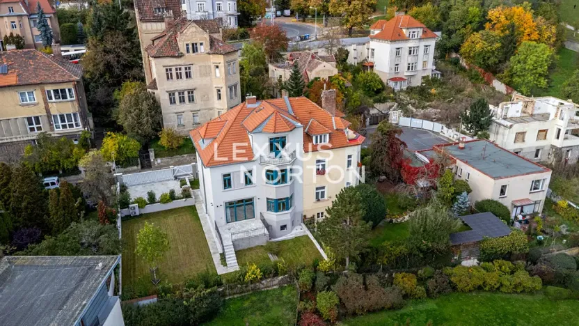Prodej vily, Praha - Smíchov, Tichá, 340 m2
