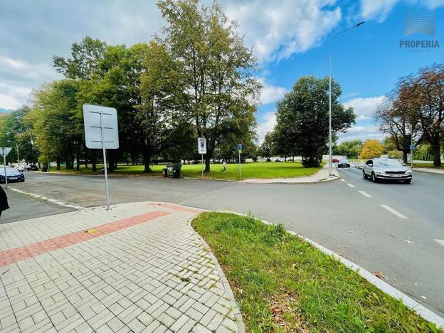Prodej bytu 3+1, Karlovy Vary, Šumavská, 66 m2