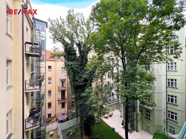 Prodej atypického bytu, Praha - Smíchov, Dienzenhoferovy sady, 119 m2