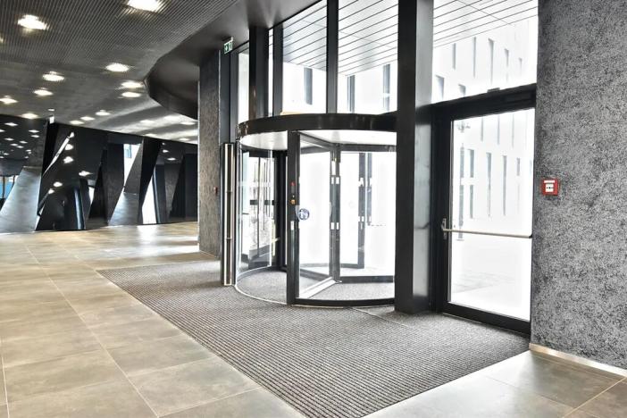Pronájem kanceláře, Praha - Vokovice, Evropská, 235 m2