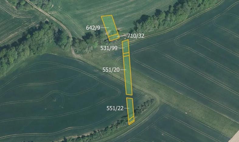 Prodej pole, Troubky-Zdislavice, 27682 m2