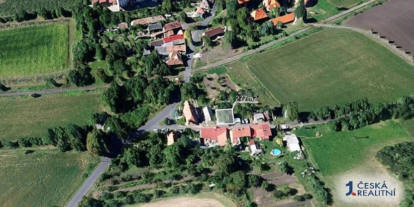 Prodej podílu zahrady, Dlažkovice, 138 m2