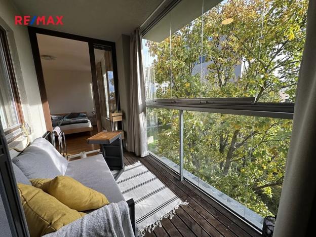 Pronájem bytu 2+kk, Praha - Podolí, V rovinách, 67 m2