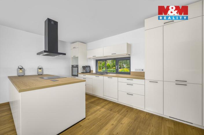 Prodej pozemku pro bydlení, Srch, Okrajová, 680 m2