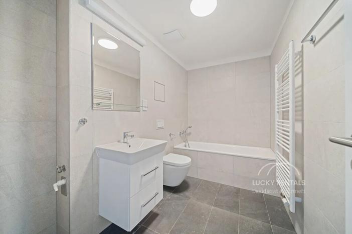 Pronájem bytu 2+kk, Praha - Chodov, Líbalova, 47 m2