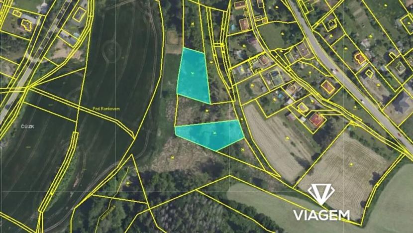 Prodej podílu pole, Babice, 2458 m2